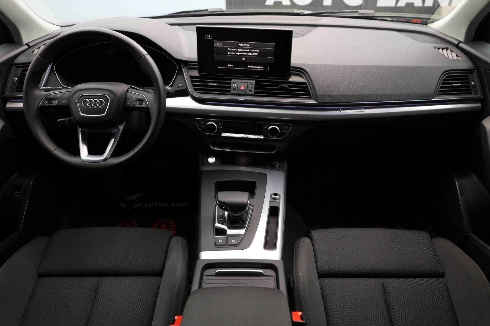 Audi-Q5-Sportback-40-20-TDI-mHEV-S-line-quattro-S-tronic-17