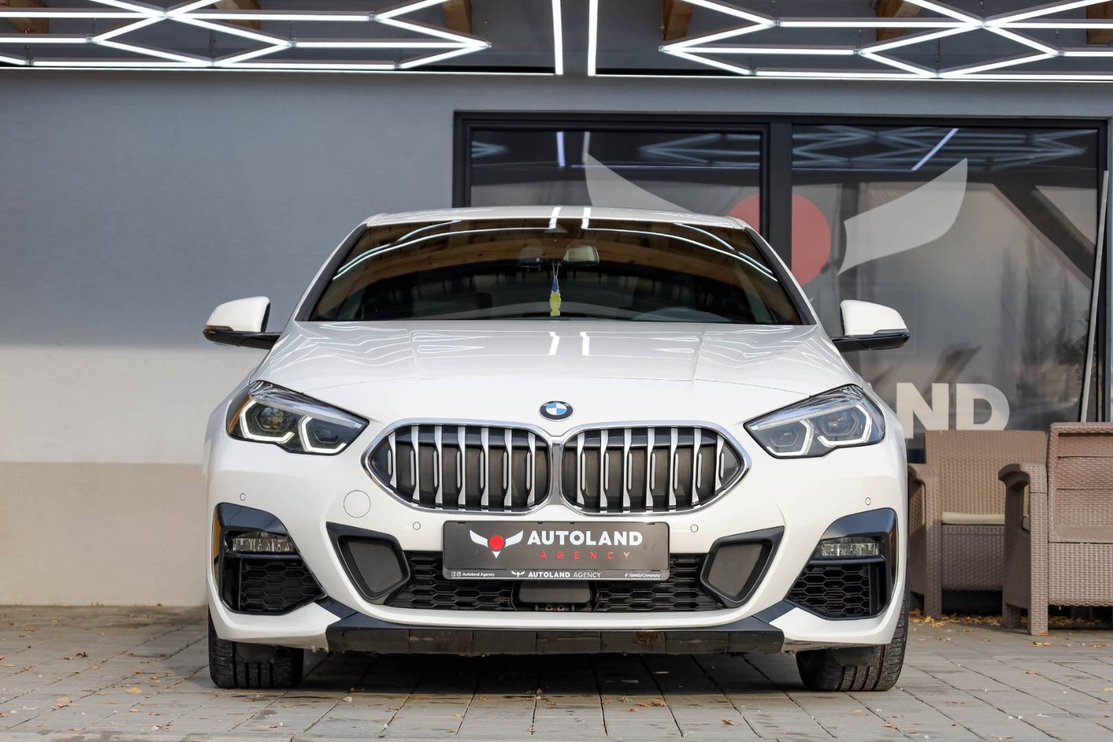 BMW-Rad-2-Gran-Coupe-218i-AT-103kW-A7-4d-M-Paket-3