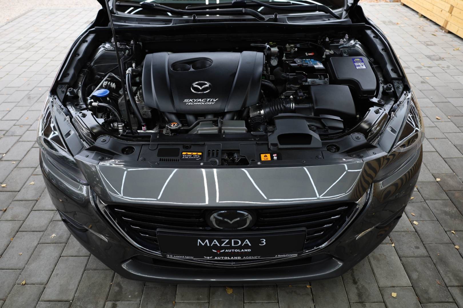 Mazda-3-20-Skyactiv-G120-Revolution-AT-75