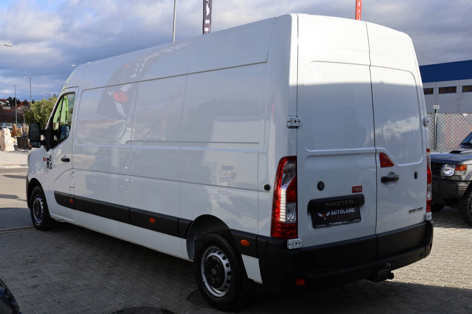 Renault-Master-23-dCi-150-L3H2-Edition-Red-6