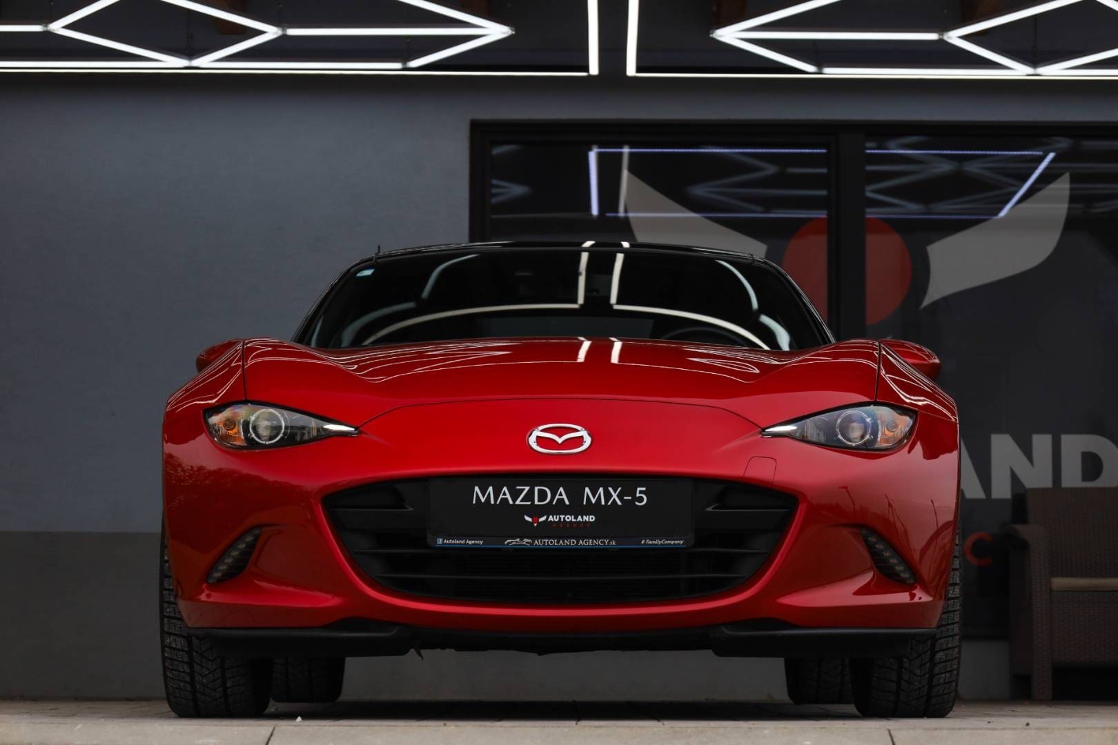 Mazda-MX-5-20-Skyactiv-G160-Revolution-TOP-I-ELOOP-3