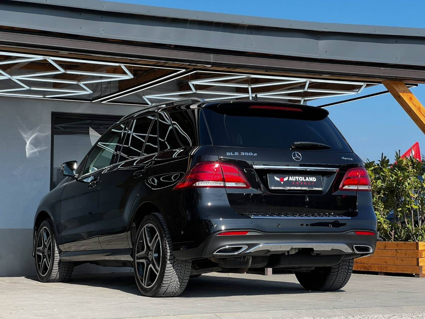 Mercedes-Benz-GLE-SUV-350d-AMG-Line-4Matic-AT-11