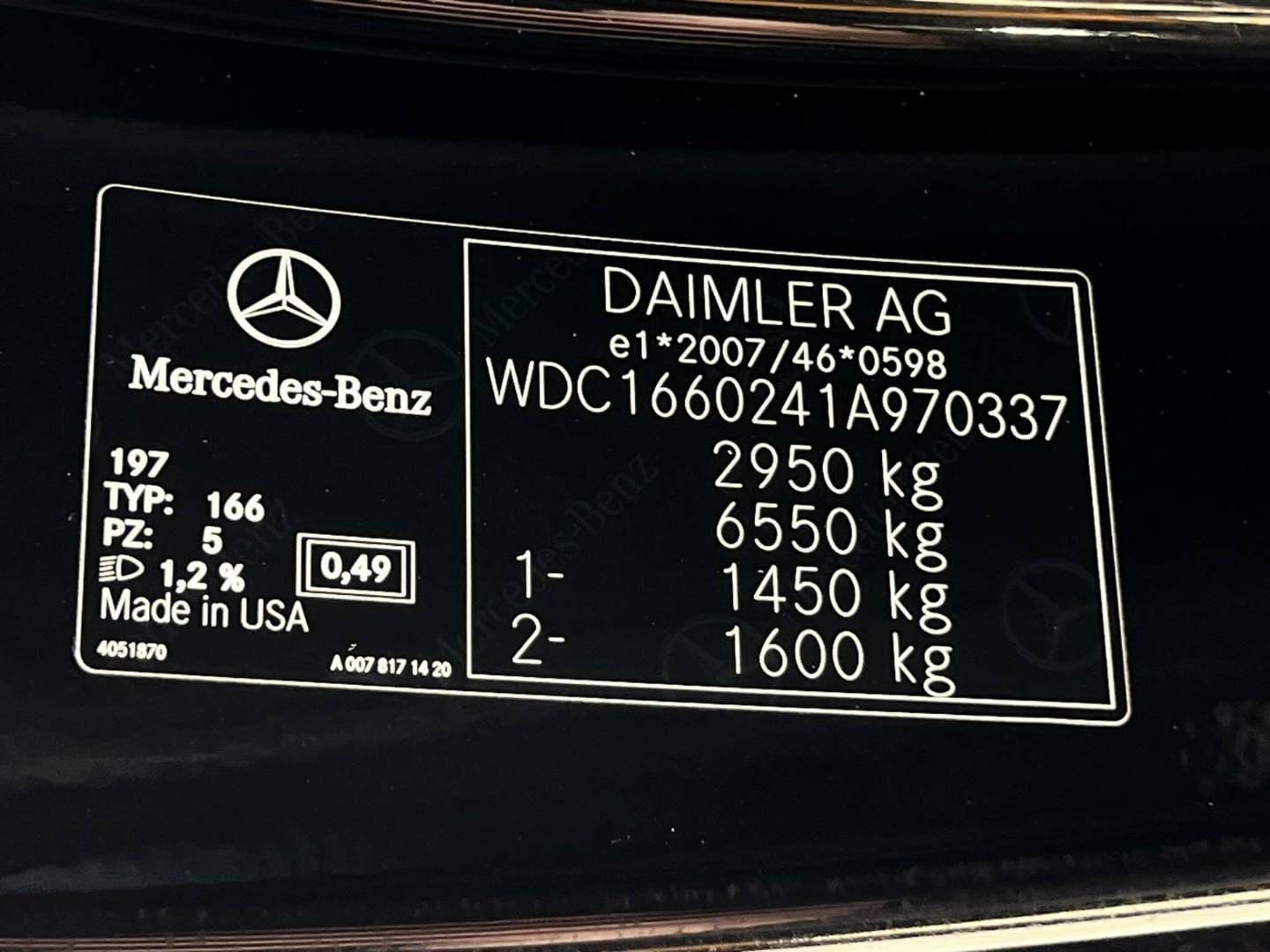 Mercedes-Benz-GLE-SUV-350d-AMG-Line-4Matic-AT-64