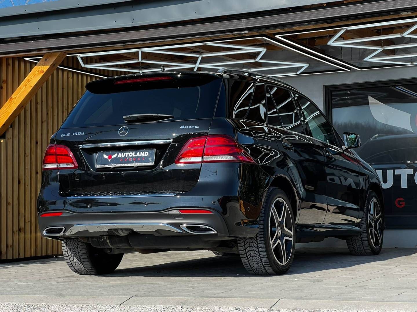Mercedes-Benz-GLE-SUV-350d-AMG-Line-4Matic-AT-7
