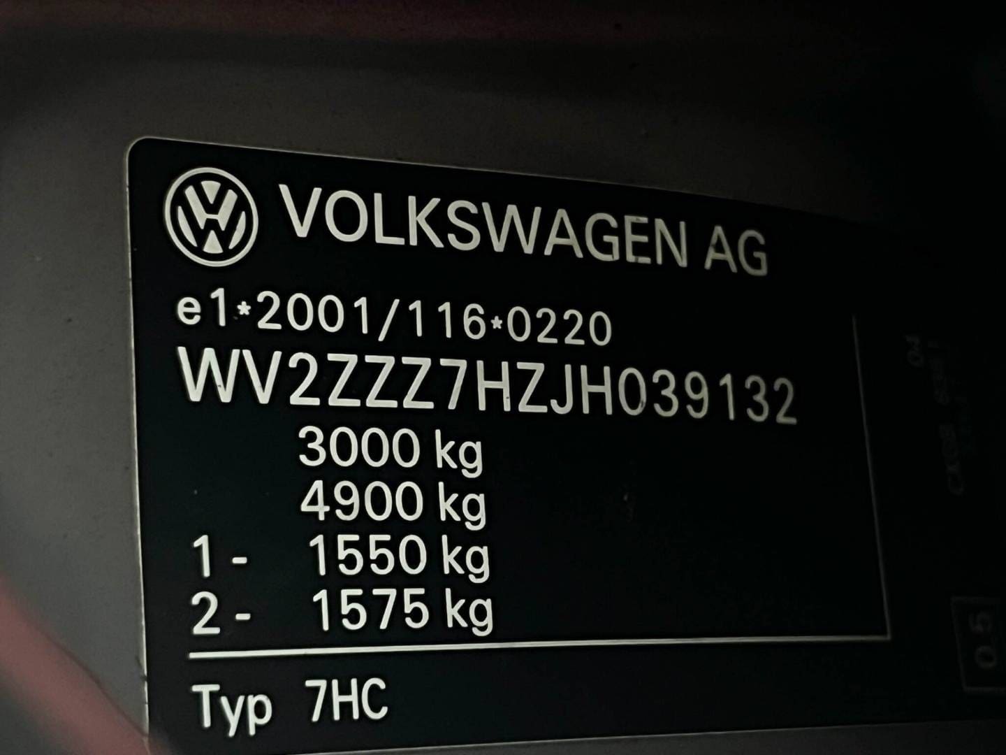Volkswagen-T6-Transporter-20-TDI-Comfortline-L2-9-Miest-51