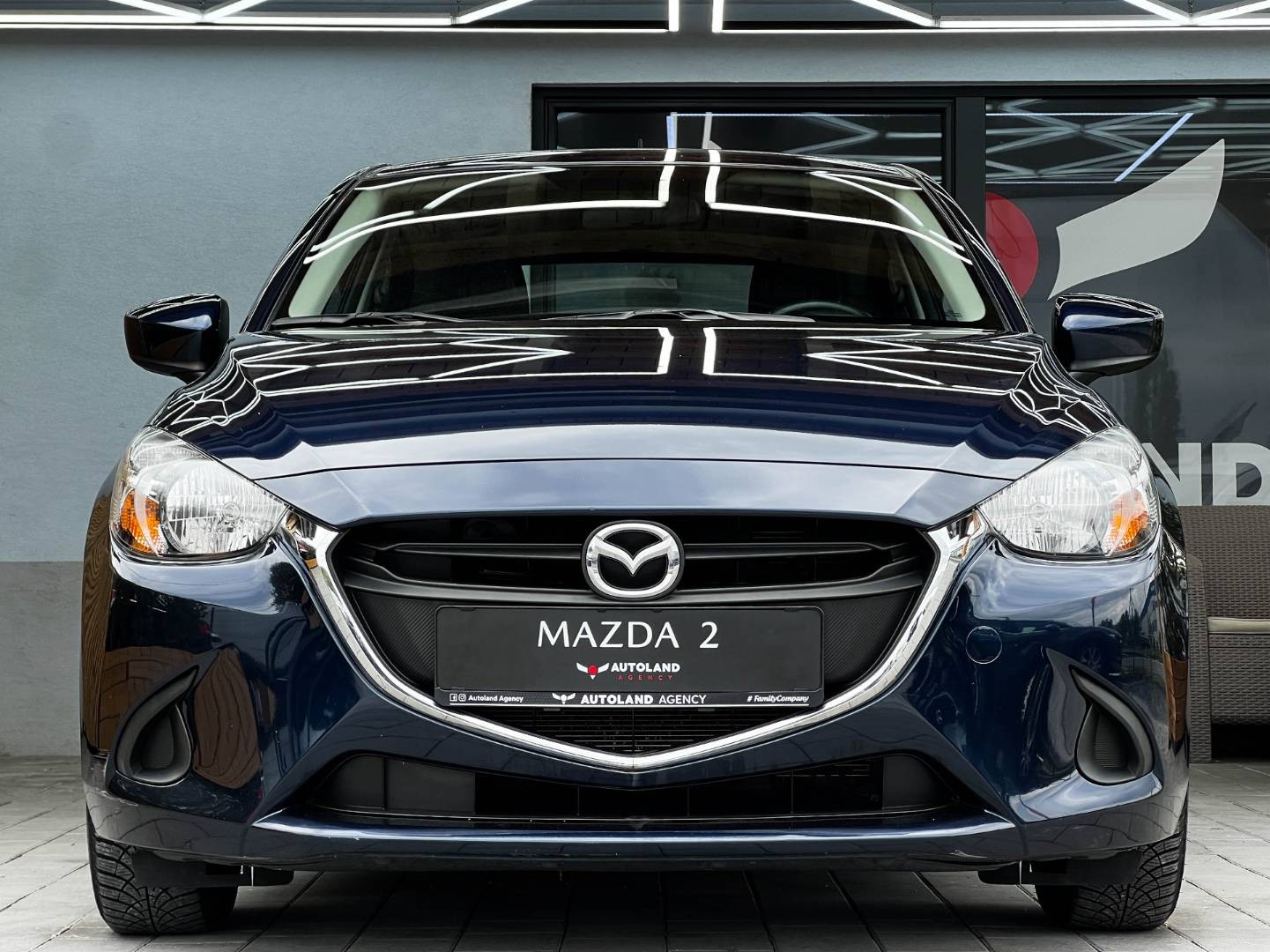 Mazda-2-15-Skyactiv-G75-Emotion-3