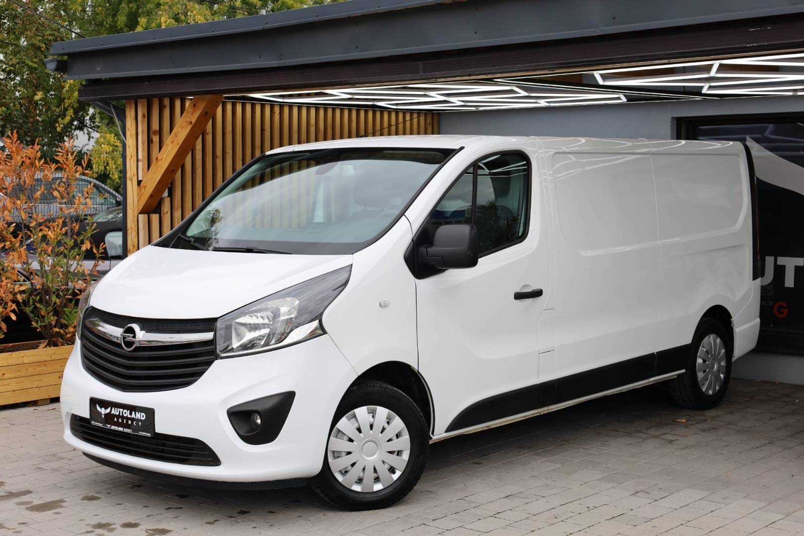 Opel-Vivaro-Van-16-BiTurbo-CDTI-125-L2H1-SS-29-Business-2