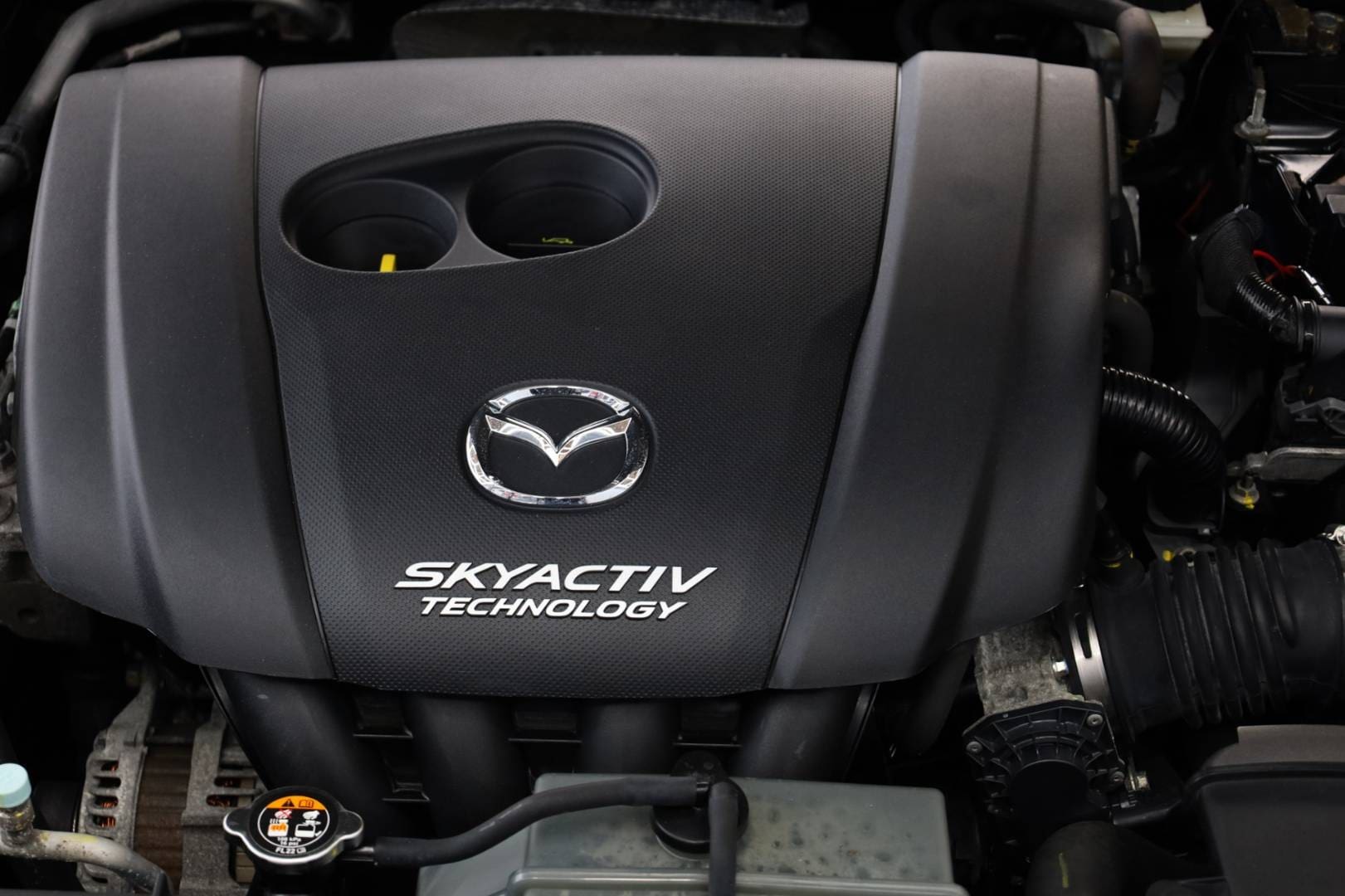 Mazda-3-20-Skyactiv-G120-Attraction-Sport-Paket-46