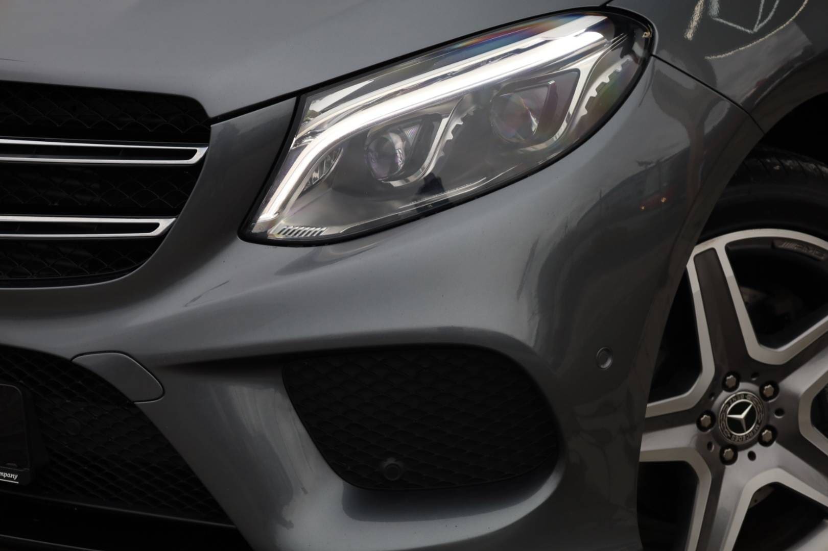 Mercedes-Benz-GLE-SUV-350d-4matic-AT-75