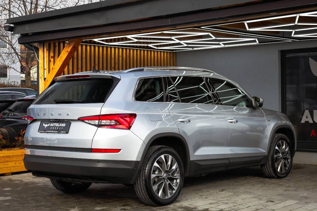 Skoda-Kodiaq-20-TDI-SCR-EVO-Clever-4x4-DSG-8