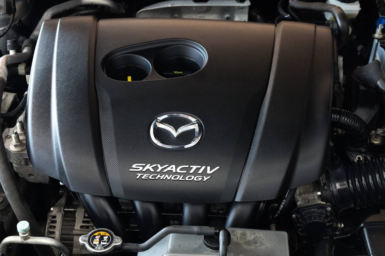 Mazda-3-20-Skyactiv-G120-Revolution-TOP-AT-52