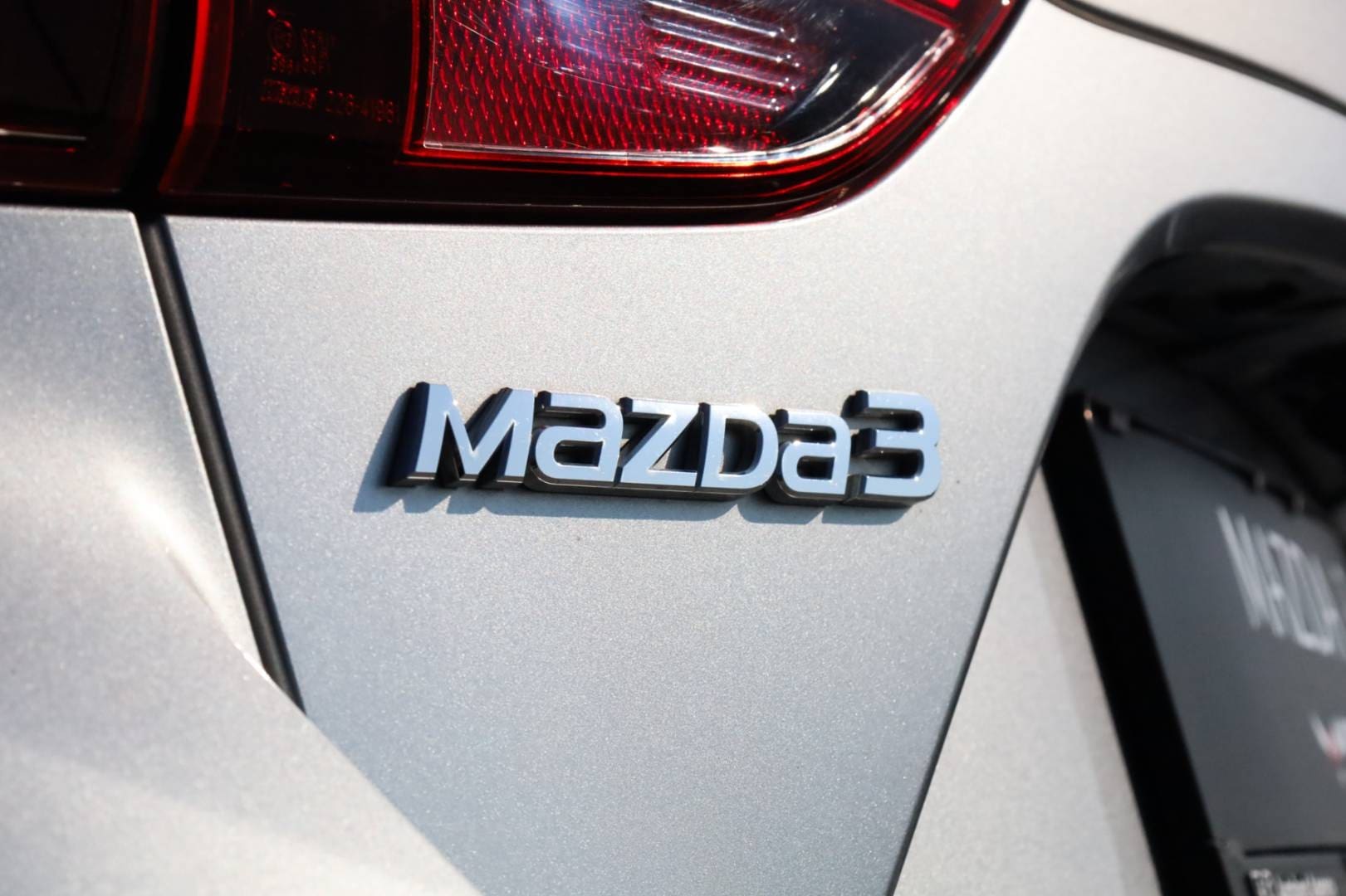 Mazda-3-20-Skyactiv-G120-Revolution-TOP-AT-56