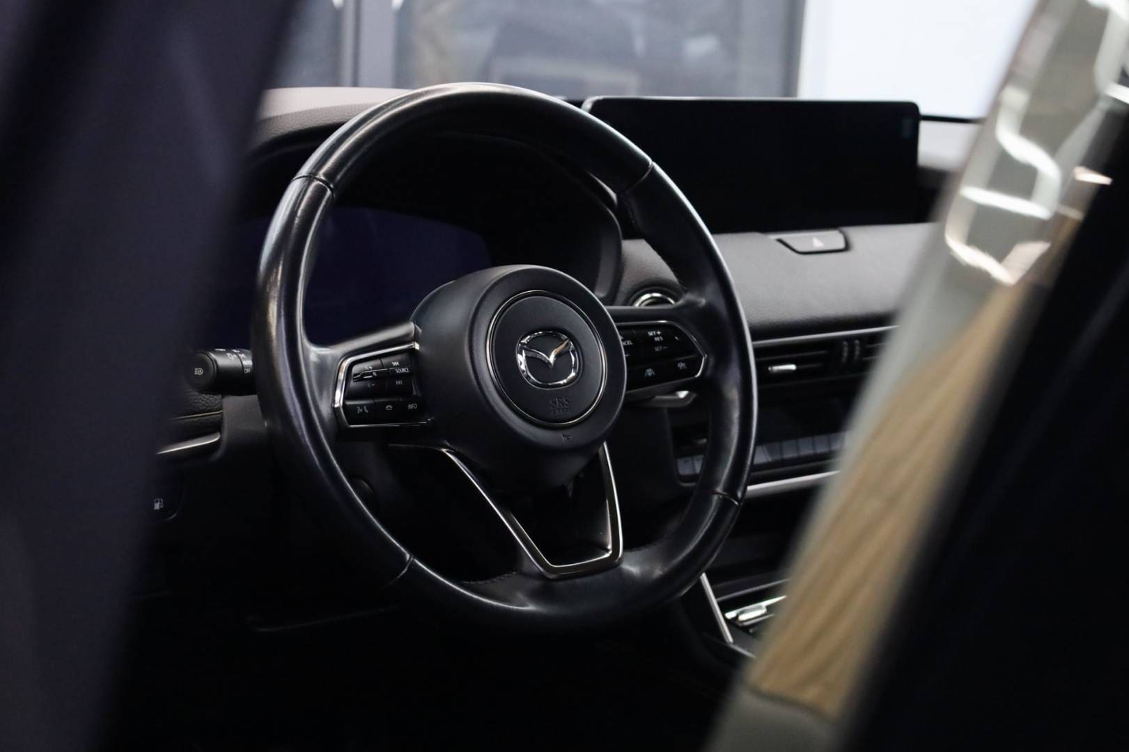 Mazda-CX-60-25-e-Skyactiv-PHEV-Homura-AWD-AT-16