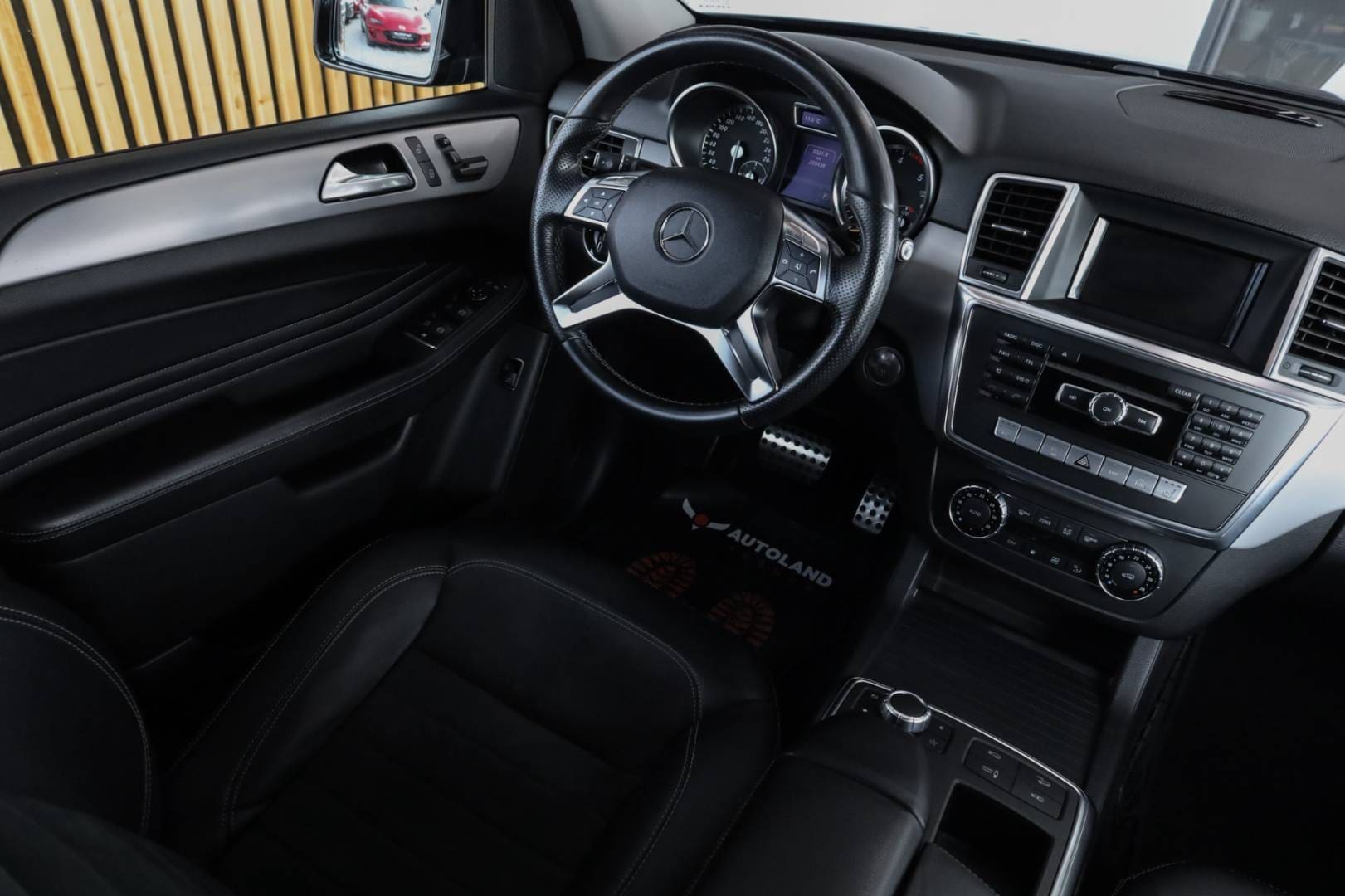 Mercedes-Benz-M-trieda-350-BlueTEC-4matic-18