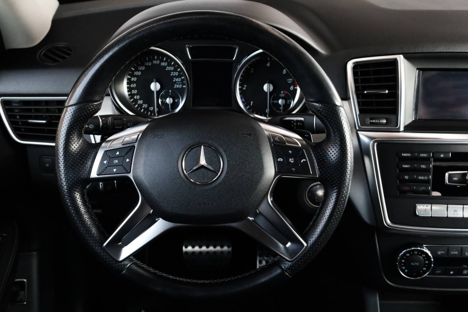 Mercedes-Benz-M-trieda-350-BlueTEC-4matic-20