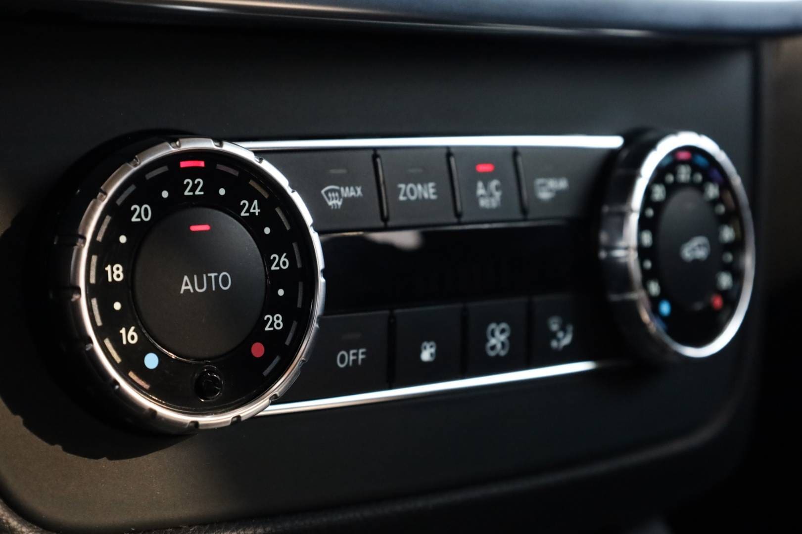 Mercedes-Benz-M-trieda-350-BlueTEC-4matic-36