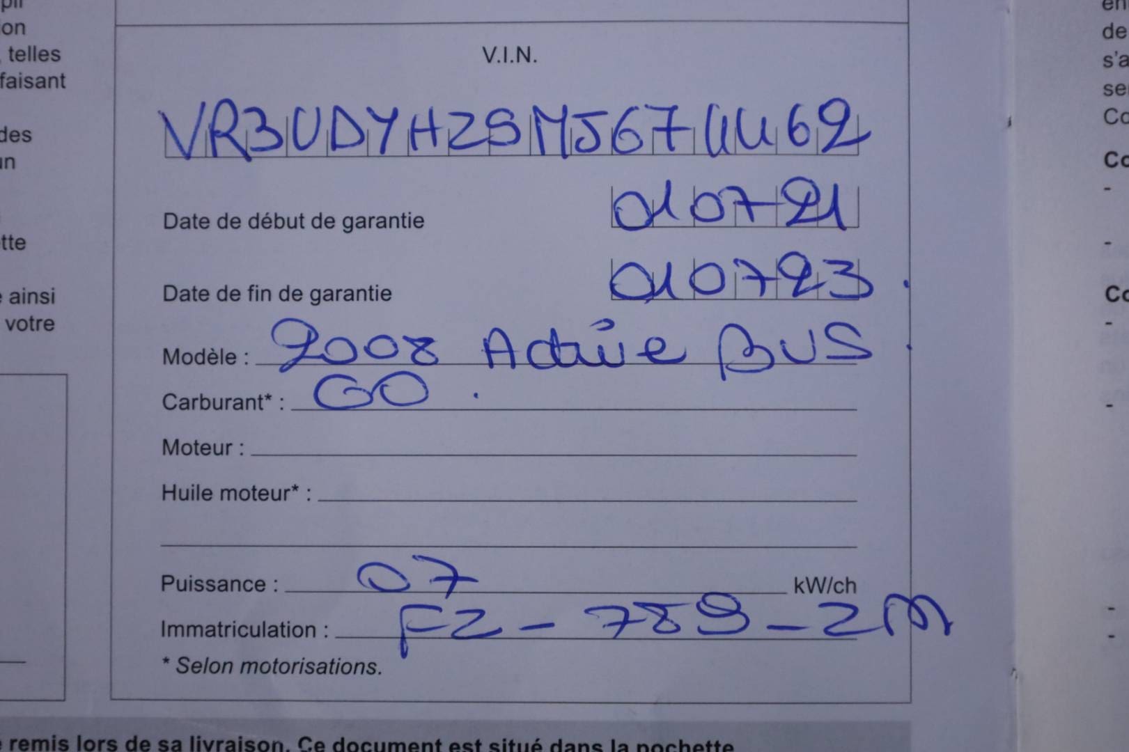 Peugeot-2008-15-BlueHDi-130-Active-Business-EAT8-66