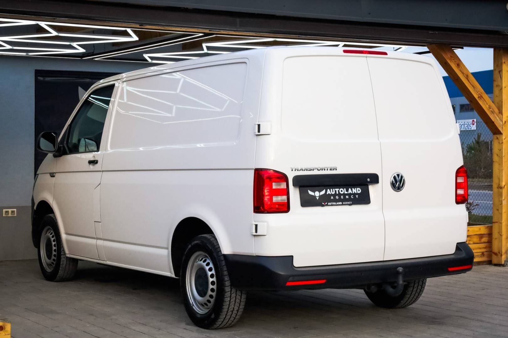 Volkswagen-T6-Transporter-20-TDI-DSG-Comfortline-L1H1-12