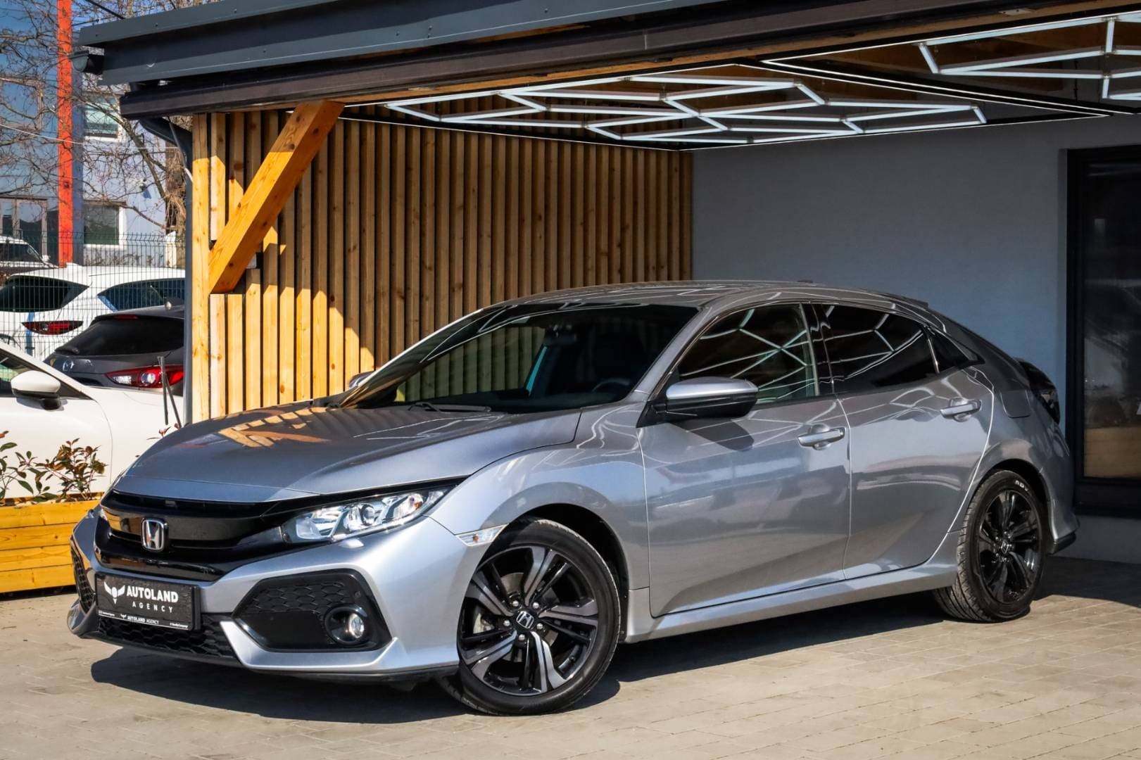 Honda-Civic-10-DOHC-VTEC-Turbo-Elegance-1