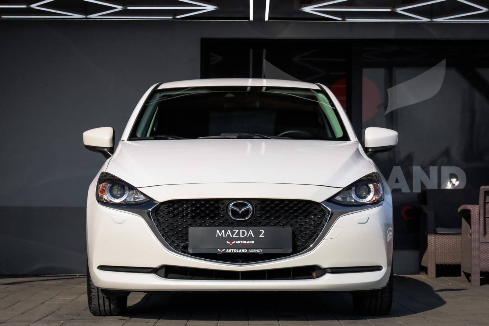 Mazda-2-15-Skyactiv-G75-Takumi-2
