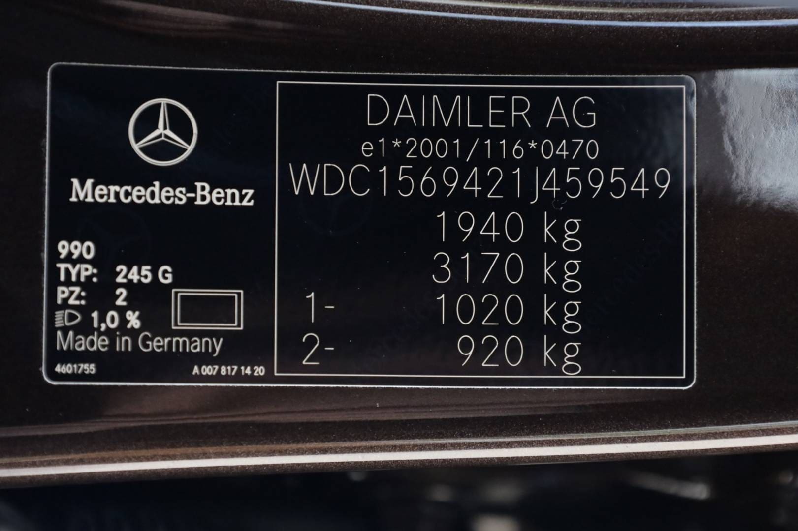 Mercedes-Benz-GLA-180-AT-54