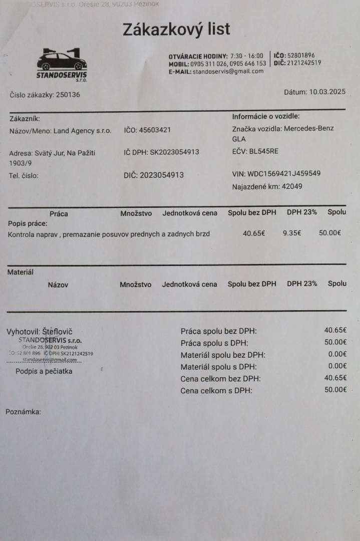 Mercedes-Benz-GLA-180-AT-56