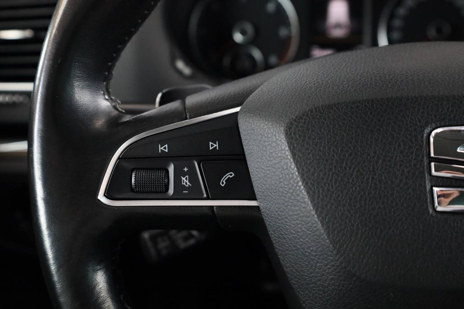 Seat-Alhambra-20-TDI-150-Xcellence-DSG-Webasto-18