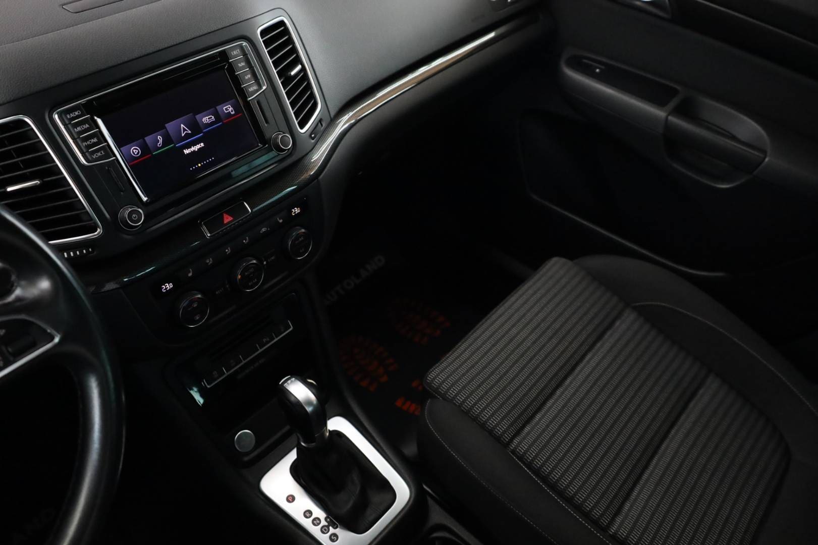 Seat-Alhambra-20-TDI-150-Xcellence-DSG-Webasto-26