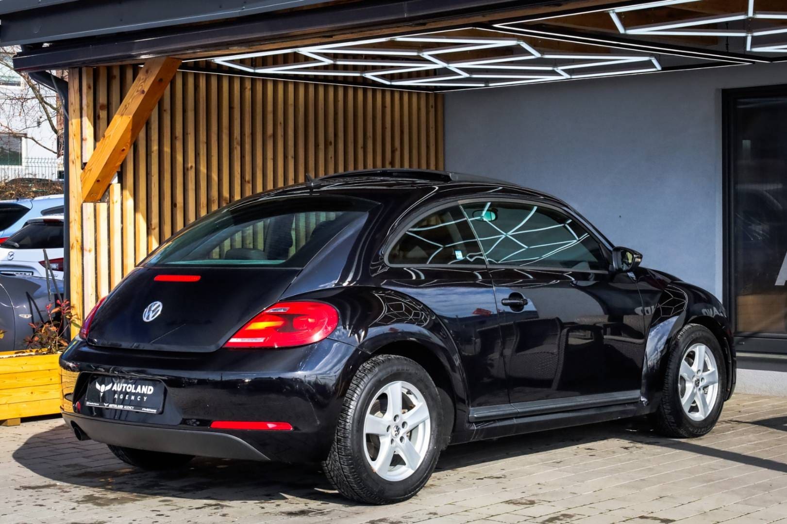 Volkswagen-Beetle-12-Basis-TSI-8
