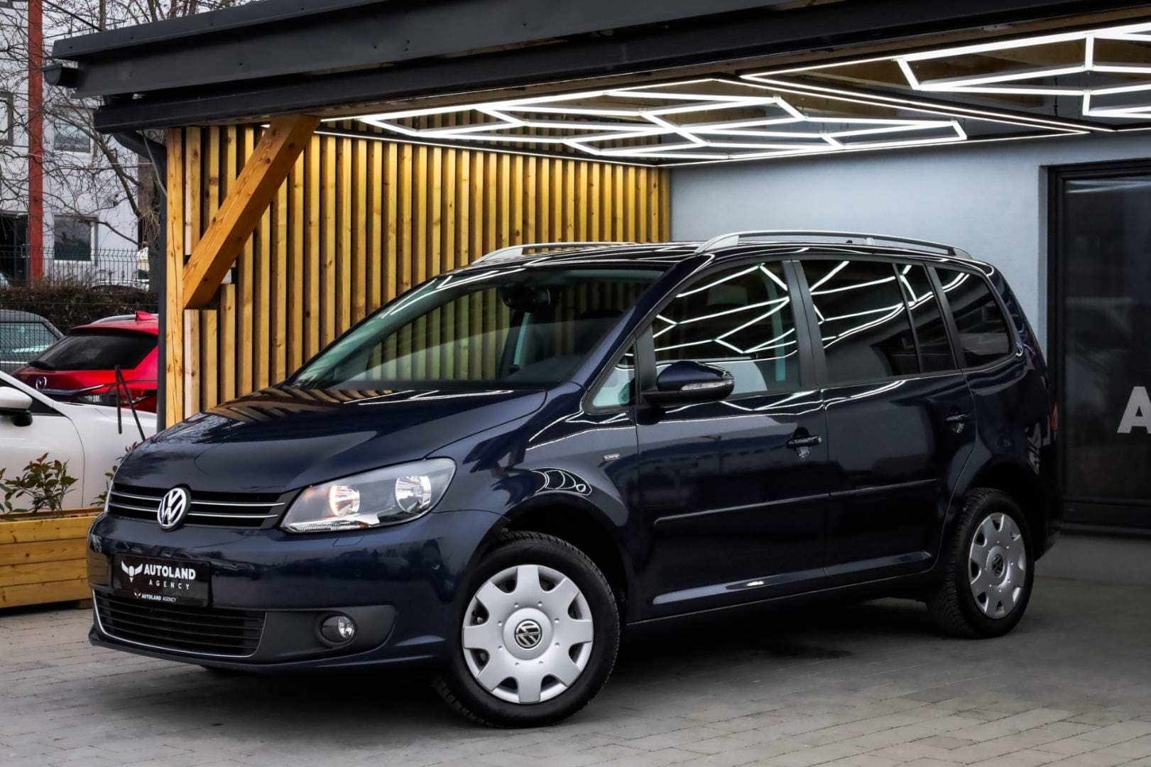 Volkswagen-Touran-14-TSI-CNG-Life-1