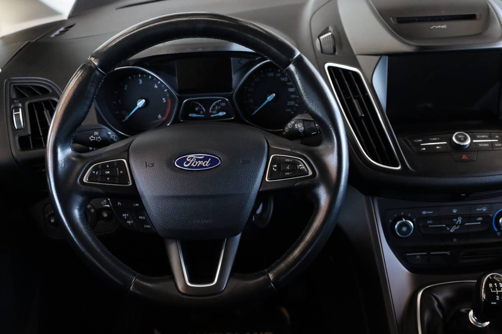 Ford-Grand-C-Max-15-TDCi-120k-Business-16