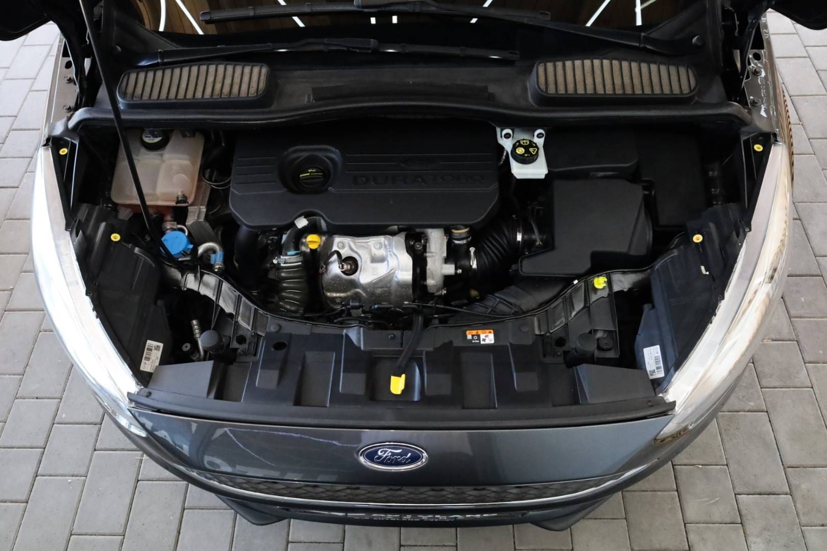 Ford-Grand-C-Max-15-TDCi-120k-Business-43