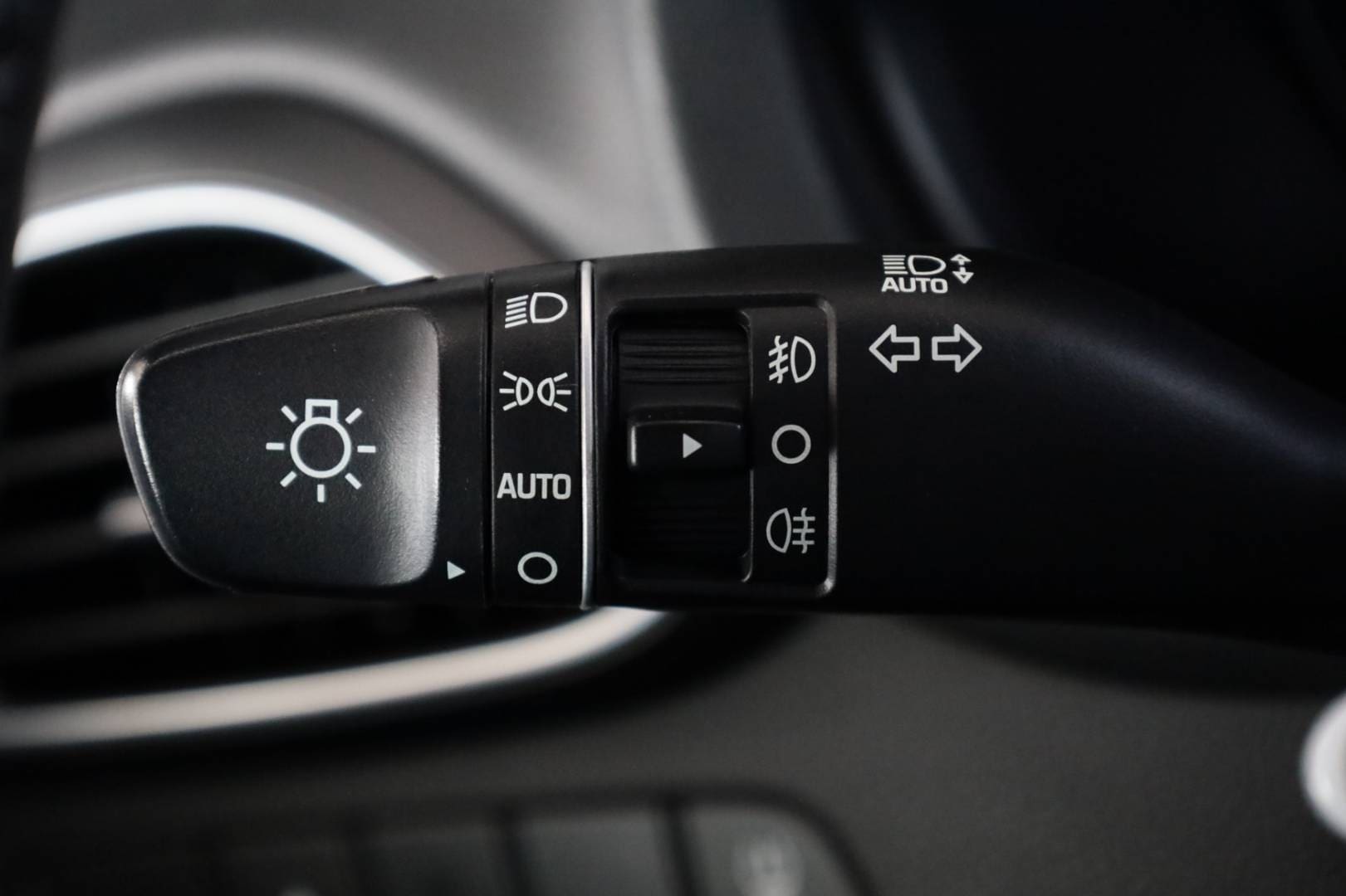 Hyundai-i30-CW-16-CRDi-Comfort-DTC-19