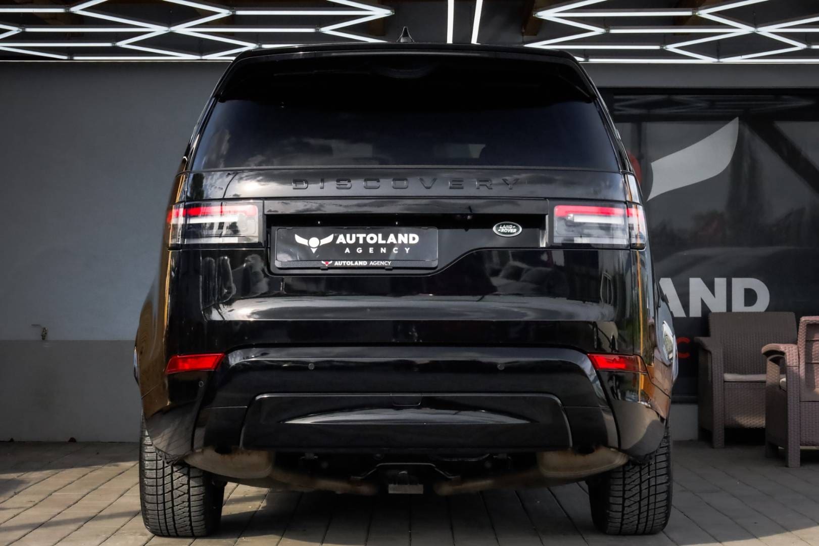 Land-Rover-Discovery-30D-SDV6-306k-HSE-Luxury-AWD-AT-7
