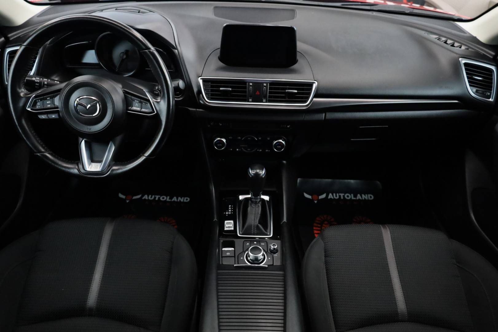 Mazda-3-20-Skyactiv-G120-Revolution-AT-12
