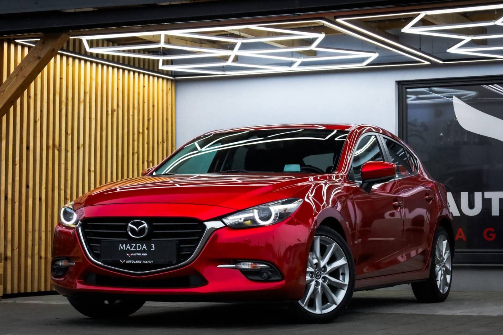 Mazda-3-20-Skyactiv-G120-Revolution-AT