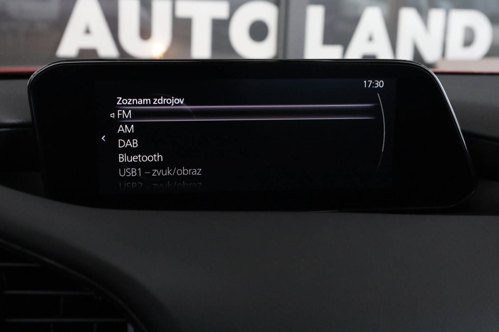 Mazda-3-20-Skyactiv-G122-PlusStyleSafety-AT-28