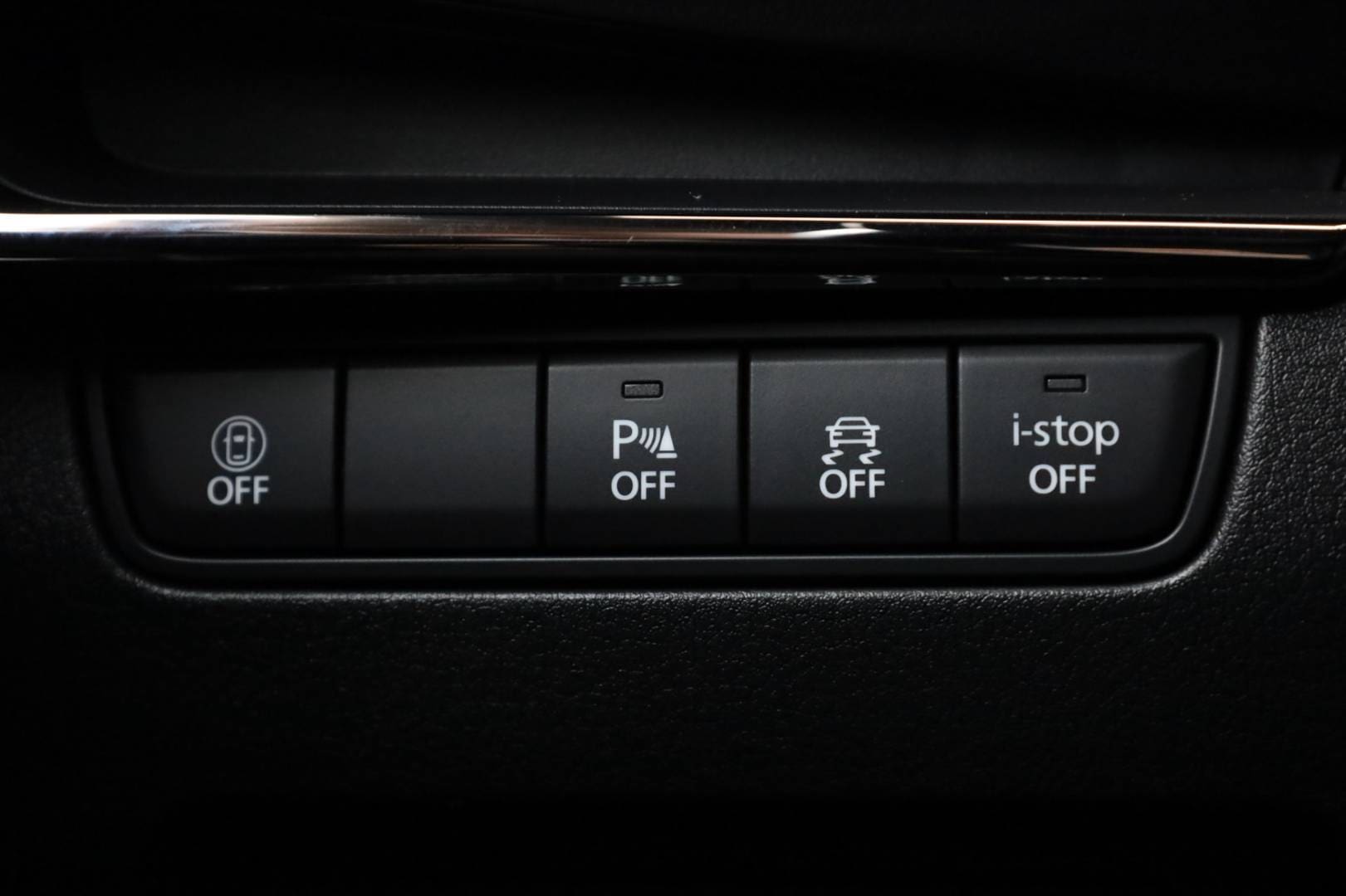 Mazda-3-20-Skyactiv-G122-PlusStyleSafety-AT-35