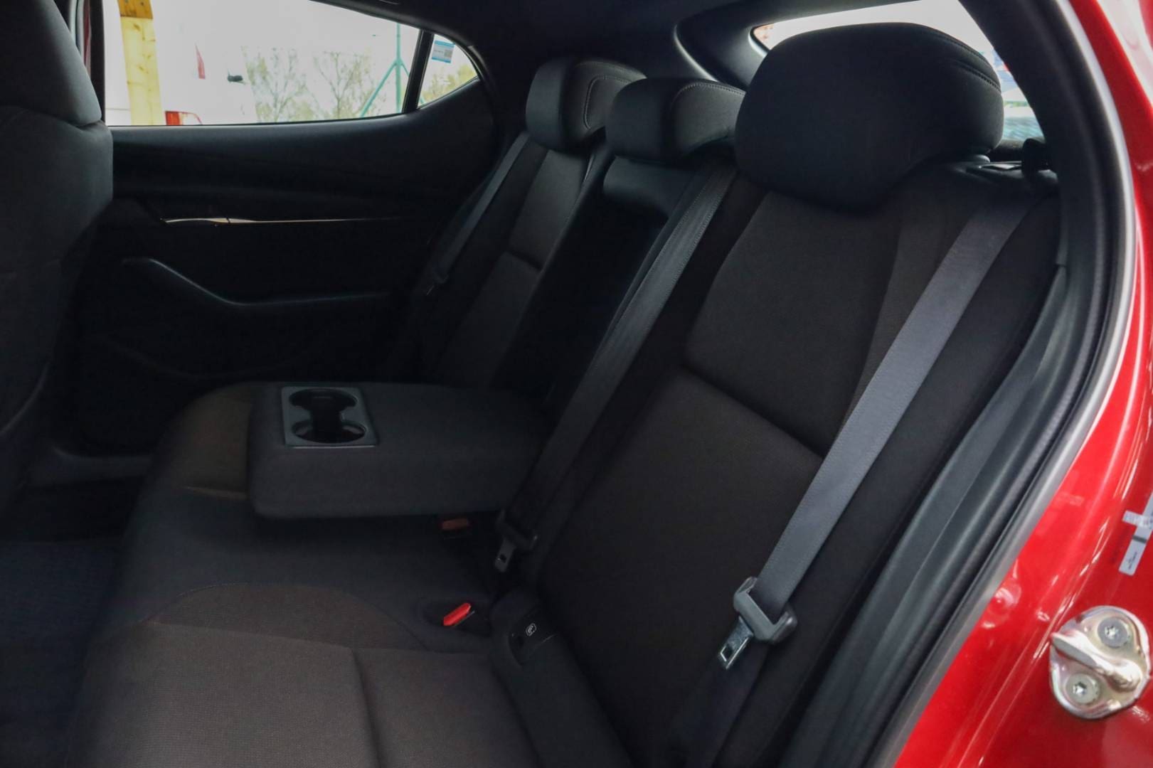 Mazda-3-20-Skyactiv-G122-PlusStyleSafety-AT-38