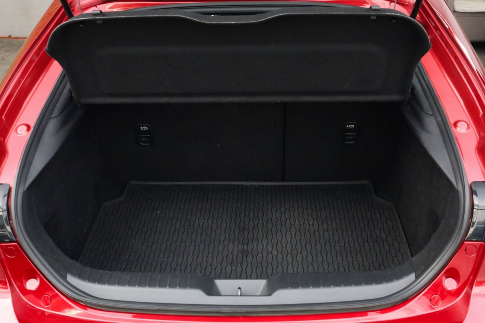 Mazda-3-20-Skyactiv-G122-PlusStyleSafety-AT-39