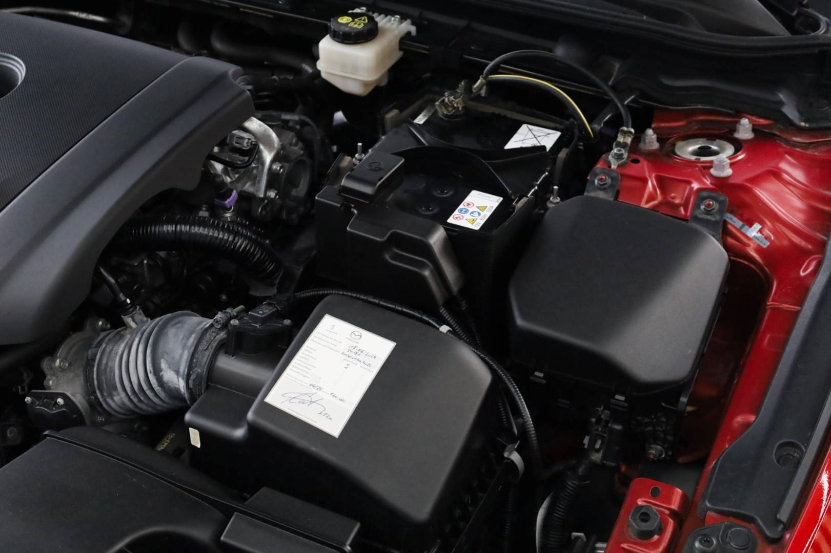 Mazda-3-20-Skyactiv-G122-PlusStyleSafety-AT-48