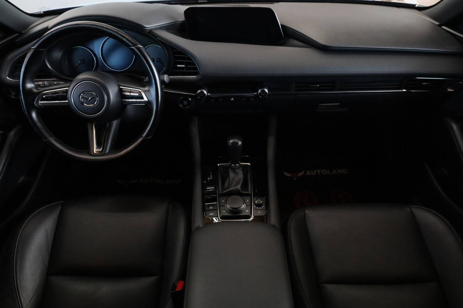 Mazda-3-20-Skyactiv-X180-GT-PlusStyleSoundSafetyLuxury-AT-AWD-12
