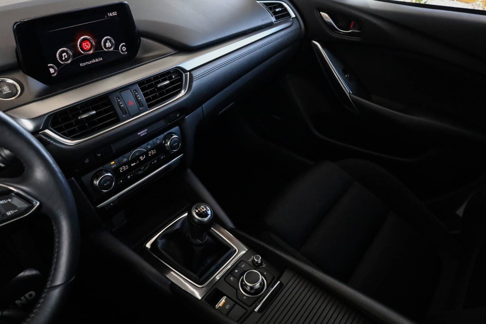 Mazda-6-20-Skyactiv-G-Revolution-22