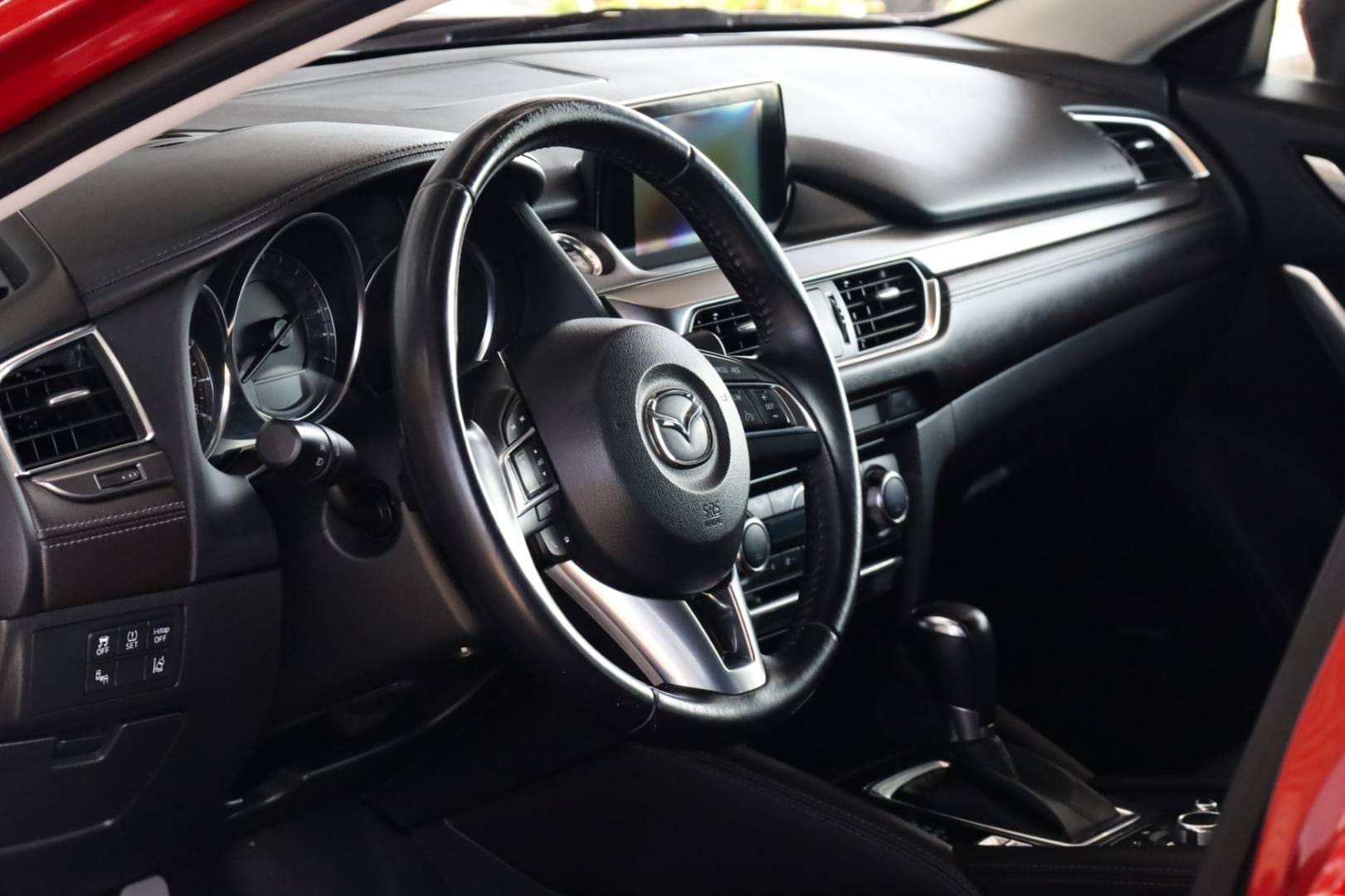 Mazda-6-25-Skyactiv-G-Revolution-TOP-AT-11