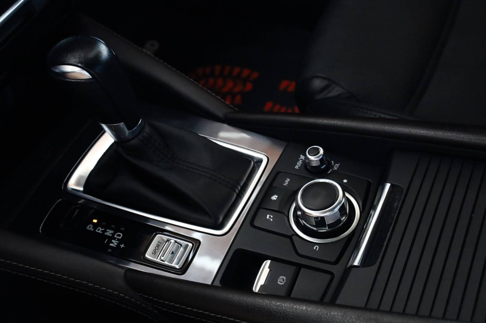 Mazda-6-25-Skyactiv-G-Revolution-TOP-AT-33