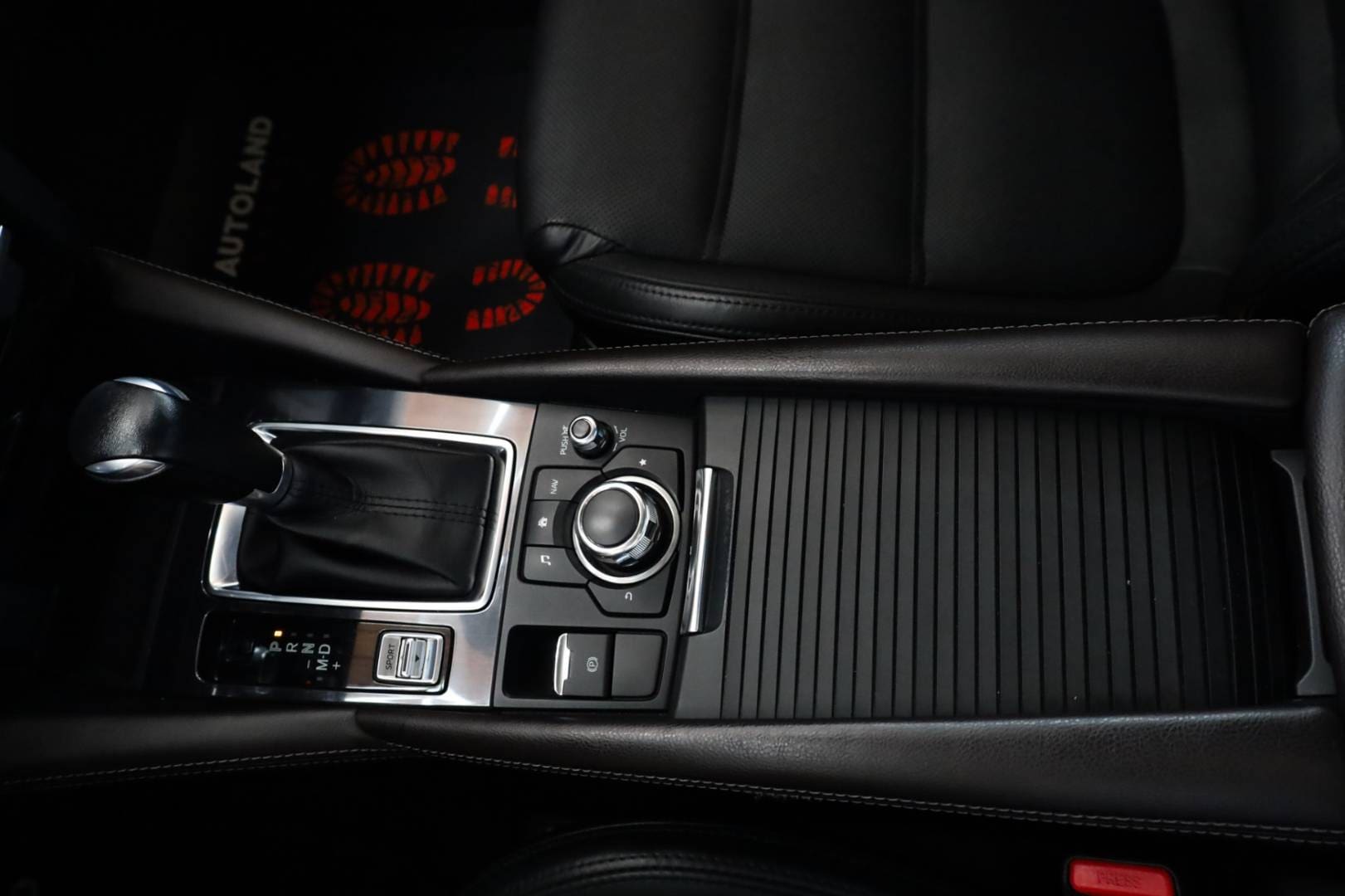 Mazda-6-25-Skyactiv-G-Revolution-TOP-AT-34