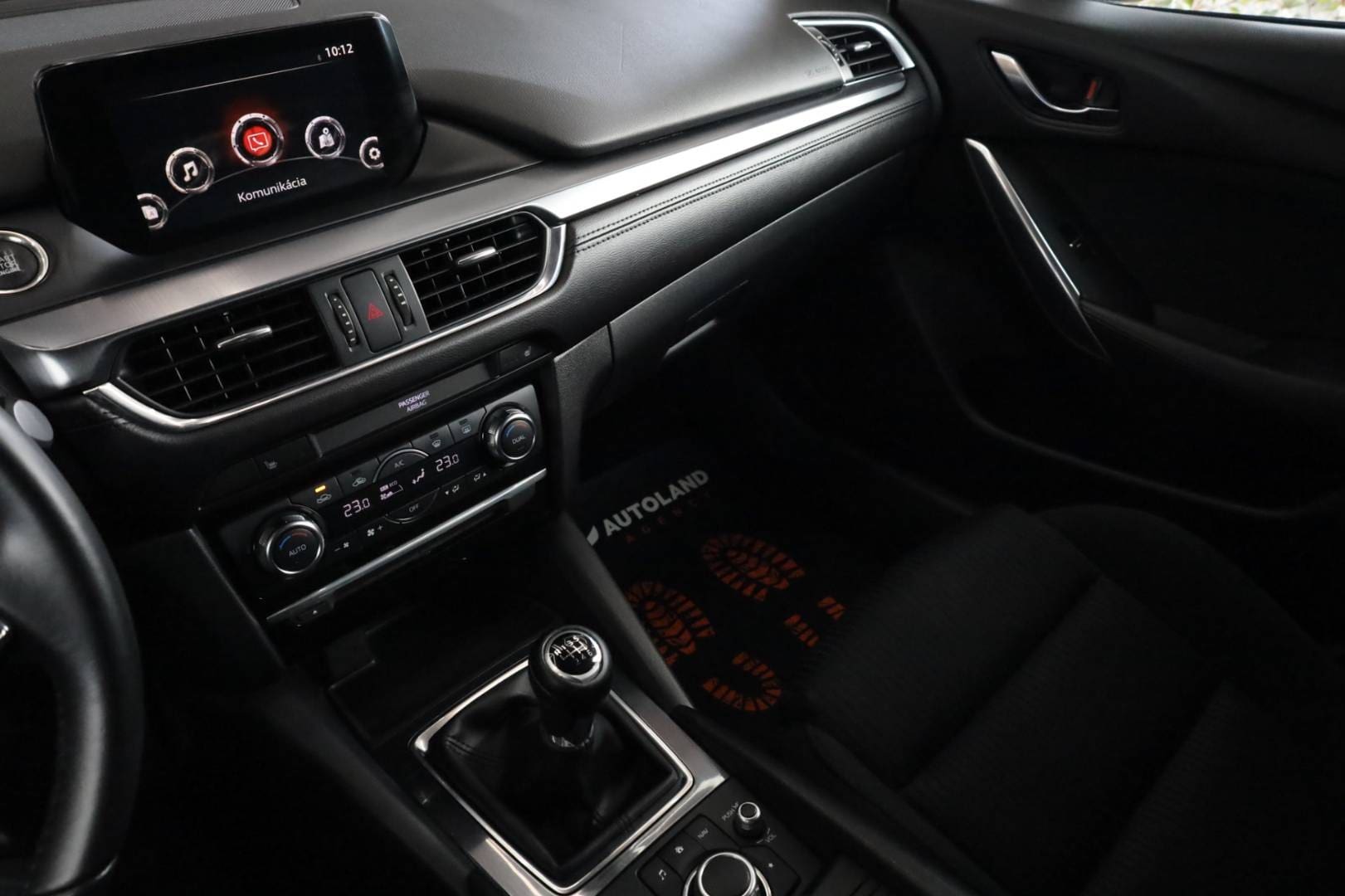 Mazda-6-Combi-Wagon-20-Skyactiv-G-Attraction-22