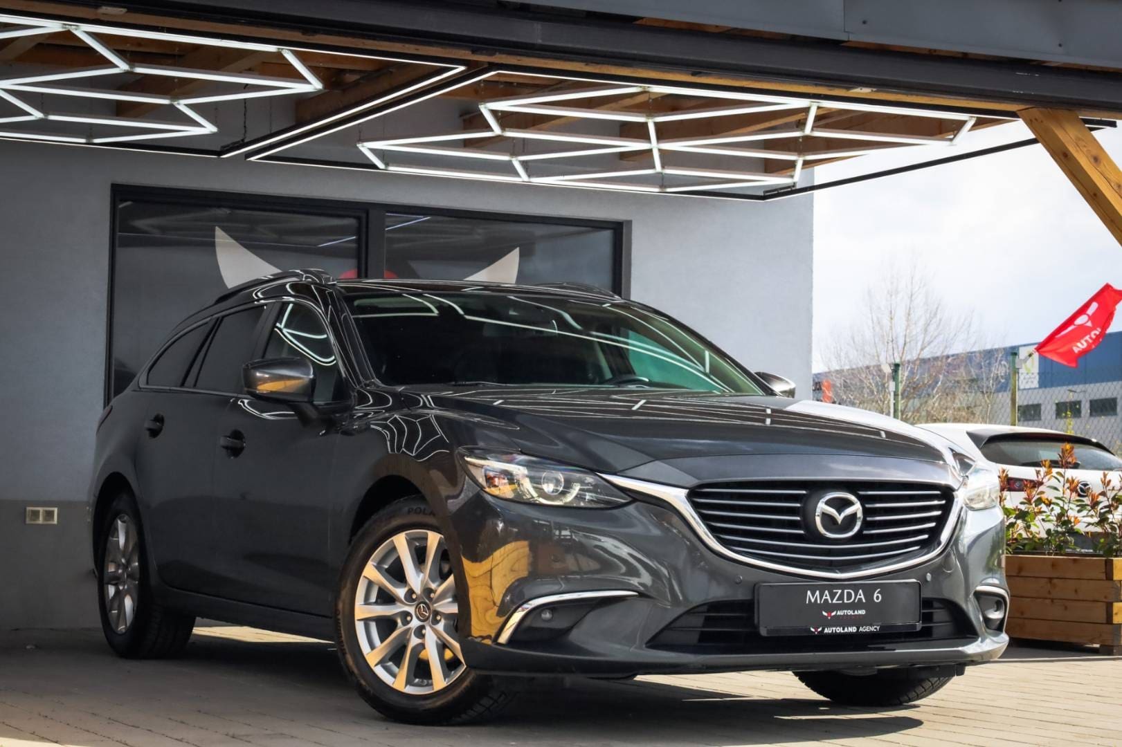 Mazda-6-Combi-Wagon-20-Skyactiv-G-Attraction-3