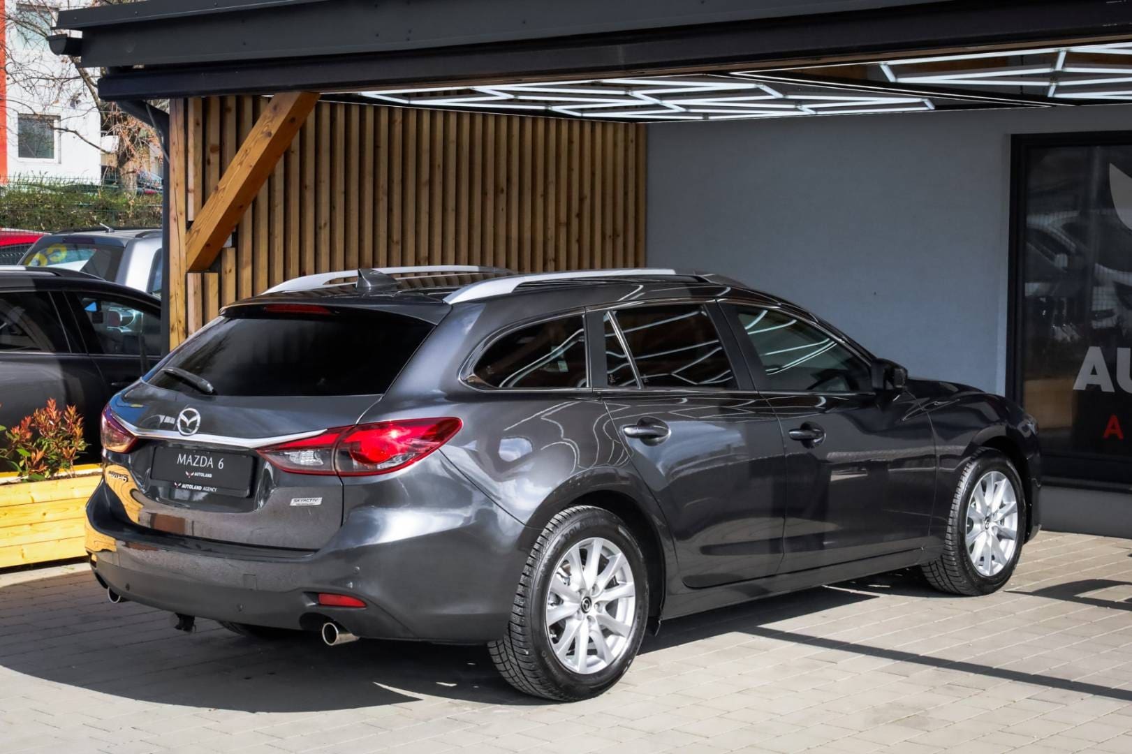Mazda-6-Combi-Wagon-20-Skyactiv-G-Attraction-6