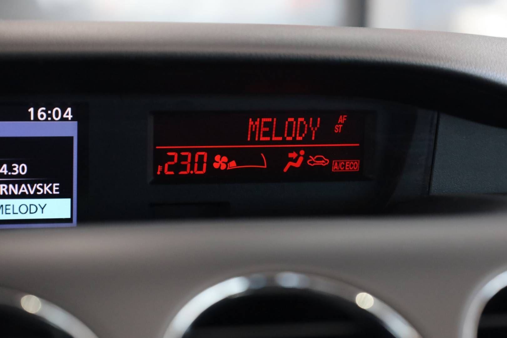 Mazda-CX-7-22-MZR-CD-Revolution-High-Webasto-29